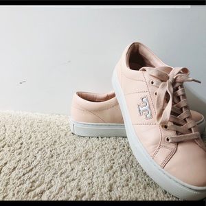 Tory Burch Sneakers